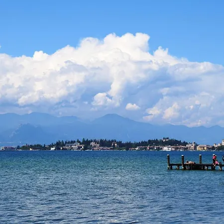 Apartment Residense Il Cascinale Desenzano del Garda